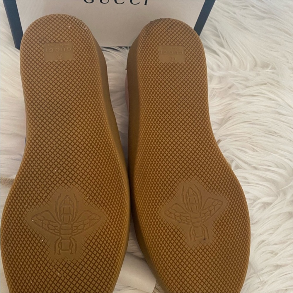 Gucci Pink and Blue Sneakers - Picture 5 of 7